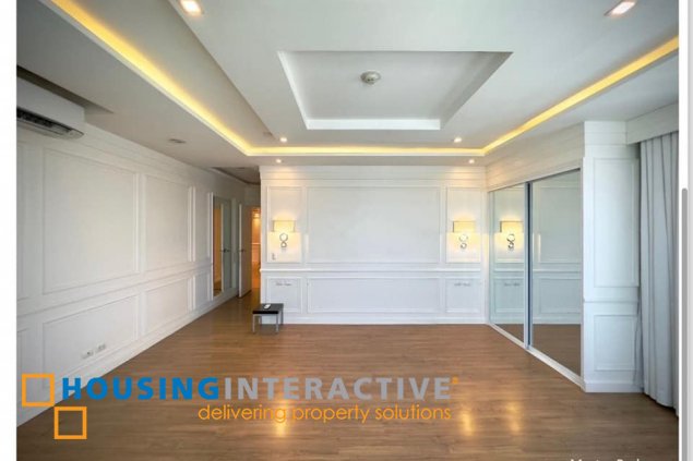 for sale:  penthouse in meranti two serendra bgc