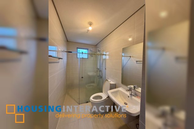 fully furnished 2br unit with parking for lease in park triangle residences