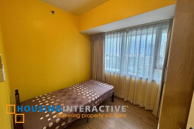 furnished 2br unit with balcony and parking for lease in the rise