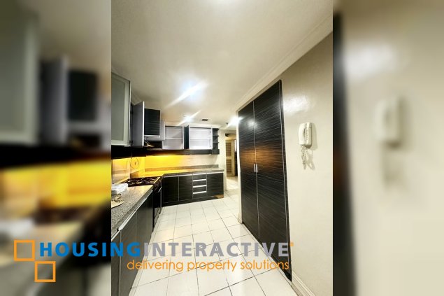 semi-furnished 3br unit with parking for lease in the salcedo park condominium