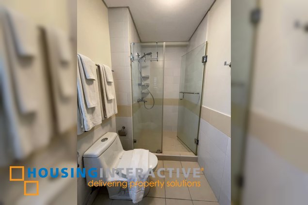 fully furnished 1br unit for sale in the trion towers