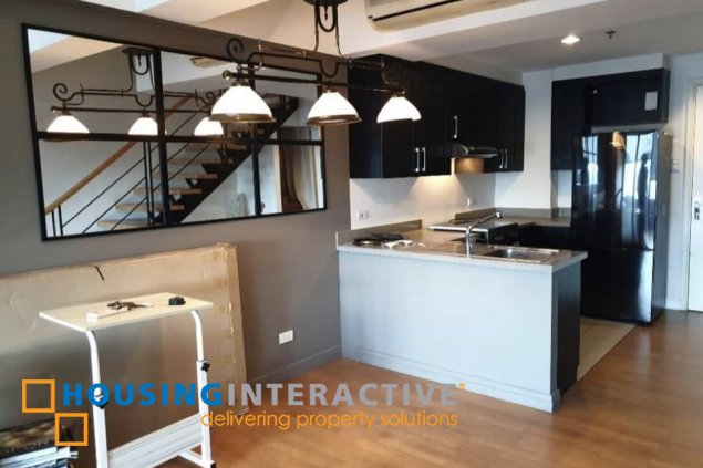2br penthouse unit for lease in one rockwell
