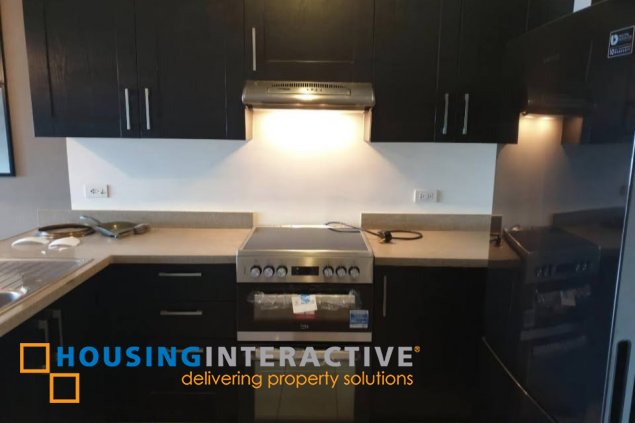 2br penthouse unit for lease in one rockwell