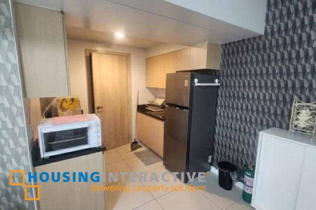 furnished studio unit with parking for lease in gentry residences