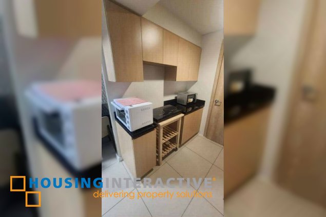 furnished studio unit with parking for lease in gentry residences