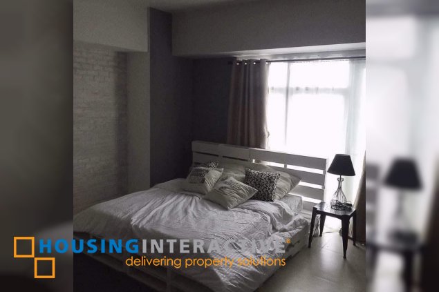 for sale studio in two serendra