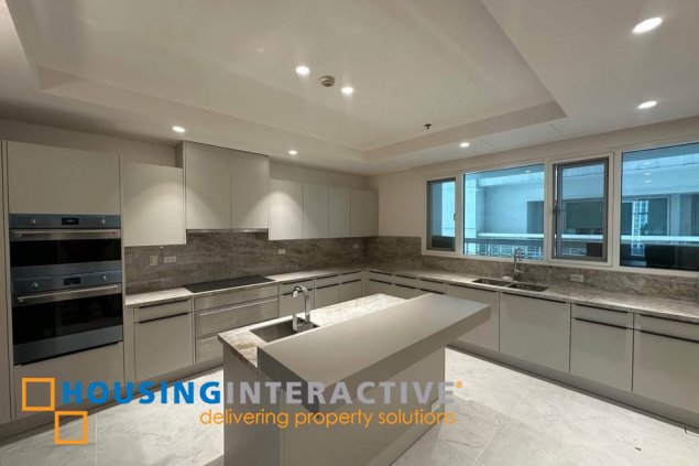 bare 3br unit with parking for sale in one roxas triangle
