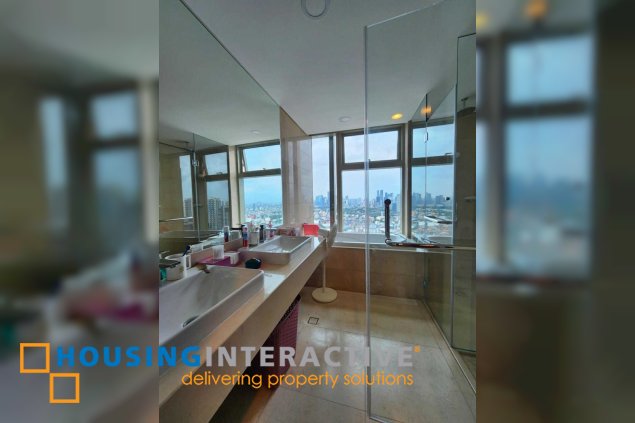 fully furnished 3br unit with parking for sale in grand hyatt
