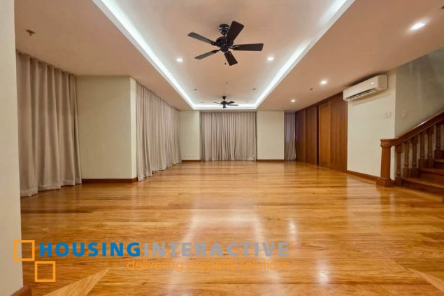 4br condo unit with parking for salein ortigas center