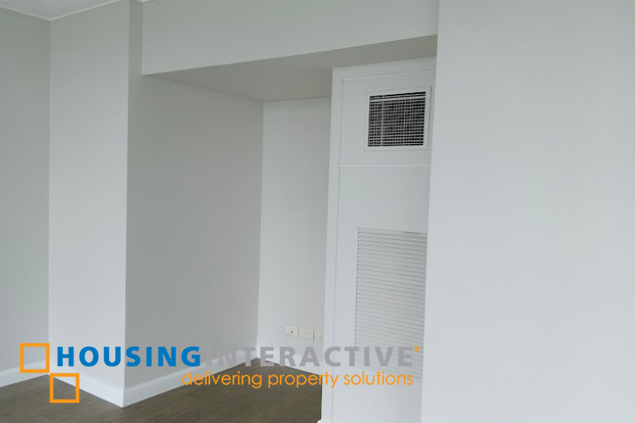 fully renovated 3br unit with parking for lease in pacific plaza towers