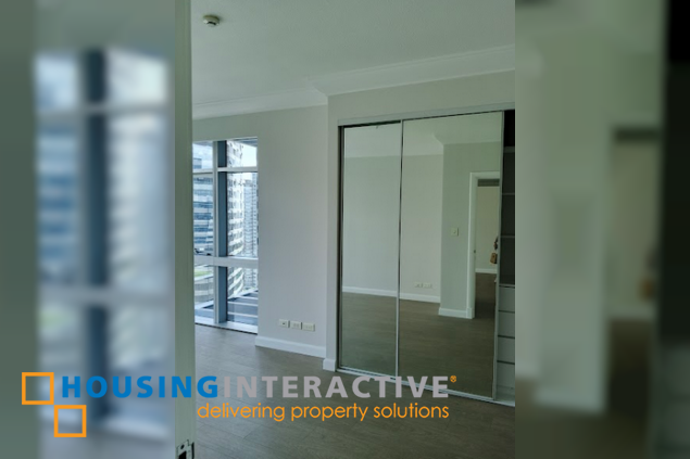 fully renovated 3br unit with parking for lease in pacific plaza towers