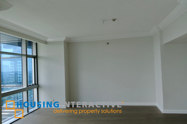 fully renovated 3br unit with parking for lease in pacific plaza towers