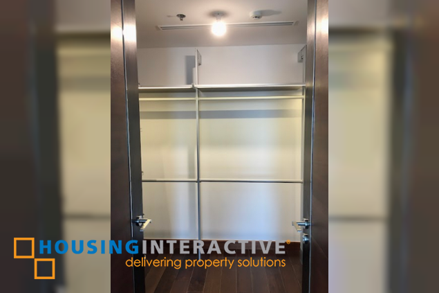 semi-furnished 3br unit with parking for lease in two roxas triangle
