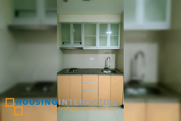 fully furnished 1br unit for lease in three central