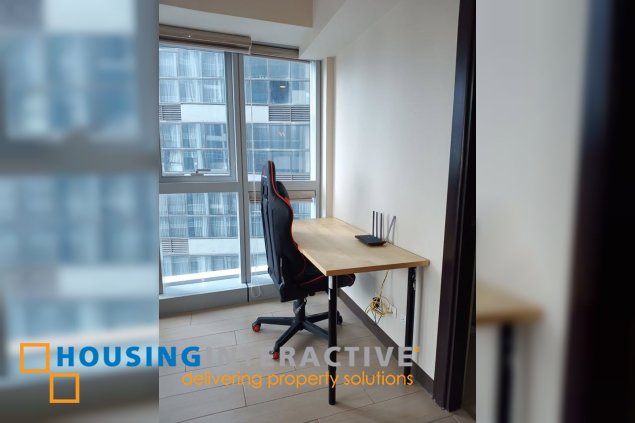 fully furnished 3br unit with parking for lease in uptown parksuites