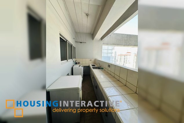fully furnished 3br unit with balcony and parking for rent in elizabeth place