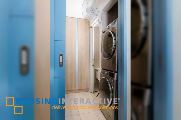 2 bedroom unit for sale in st. moritz private estates, mckinley west