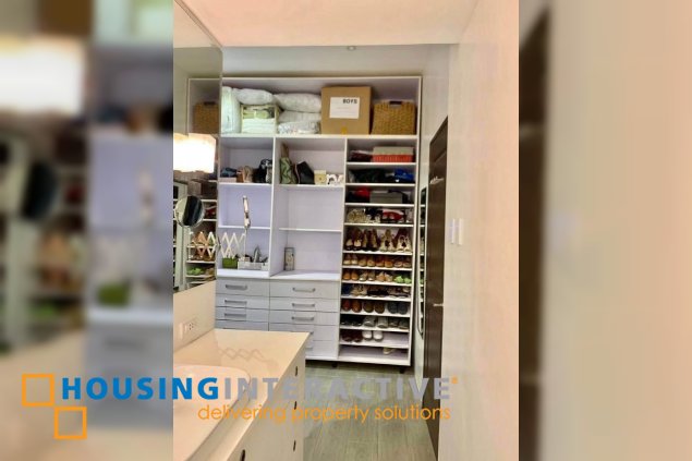 1 bedroom unit for sale in forbeswood heights, bgc