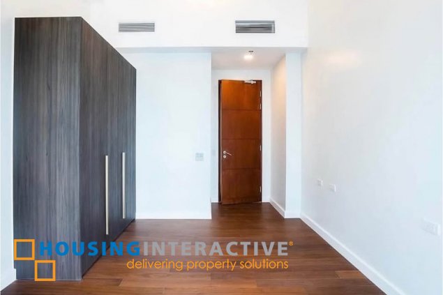 brandnew 3br unit with parking for sale in grand hyatt residences