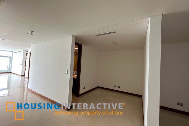 bare 3br unit with parking for rent in two roxas triangle