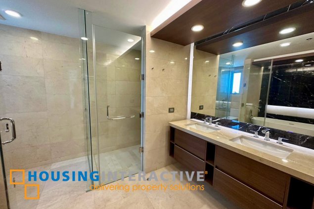 bare 3br unit with parking for rent in two roxas triangle