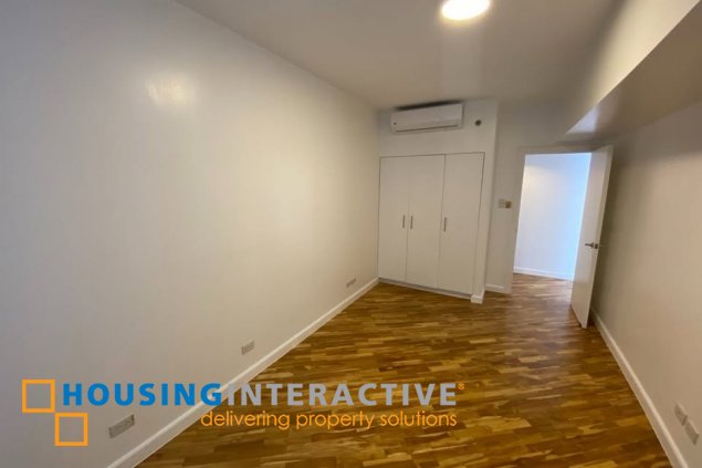 bare 2br unit with parking for lease in joya lofts and towers