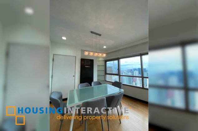 furnished 2br unit with parking for lease in the residences at greenbelt