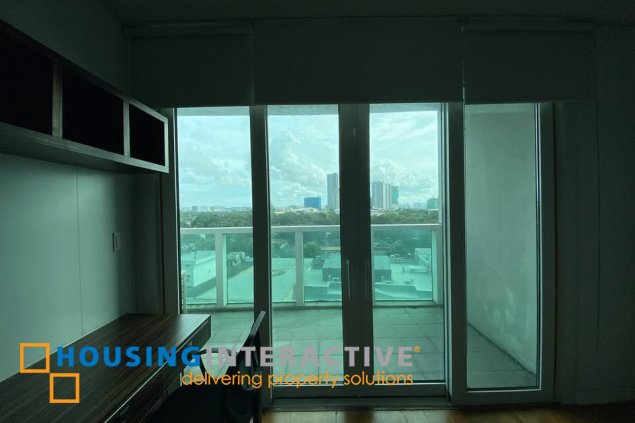 fully furnished 2br unit with parking for lease in park terraces