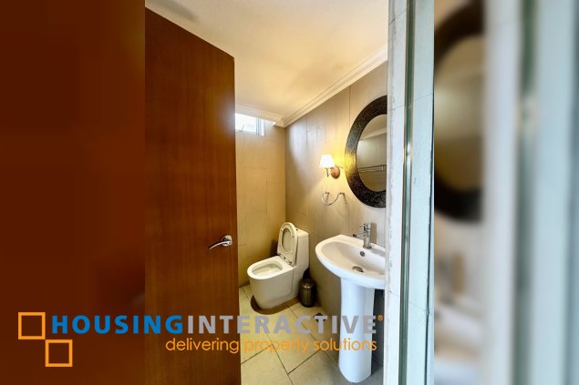 bare 4br unit for sale in the salcedo park condominium
