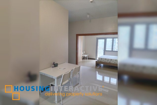 for sale:  the ellis makati