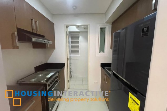 fully furnished 1br unit with balcony and parking for lease in two serendra