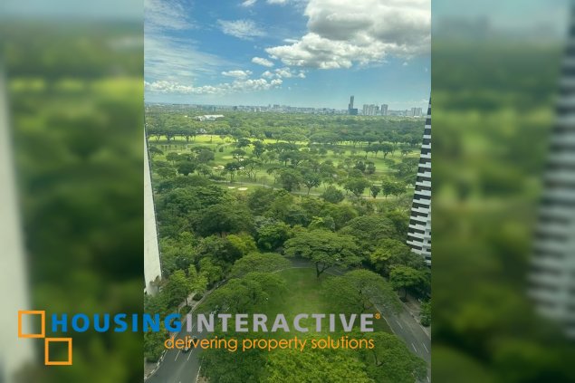 fully furnished 1br unit with parking for lease in one mckinley place