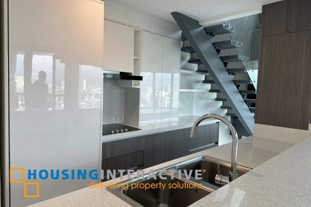 fully furnished 1br unit with parking for lease in one rockwell