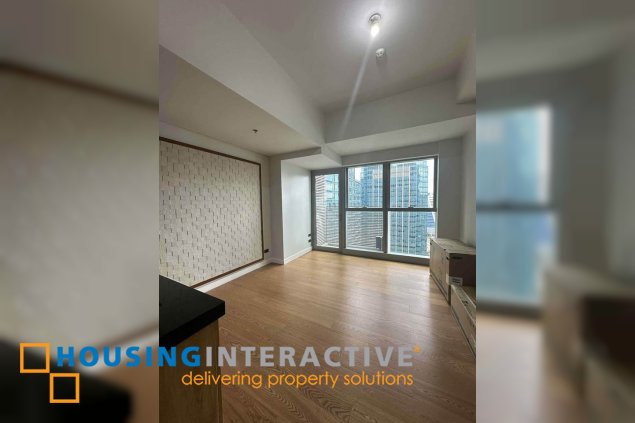 fully furnished 2br unit for lease in the season residences