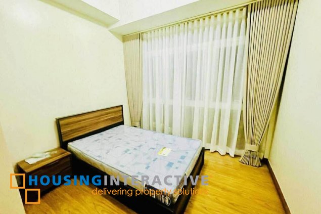 nicely furnished 3br unit with balcony and parking for lease in park avenue