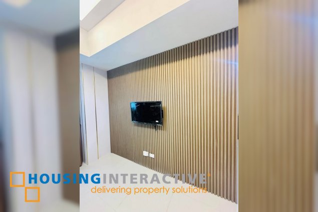 fully furnished 1br unit with balcony for lease in park avenue
