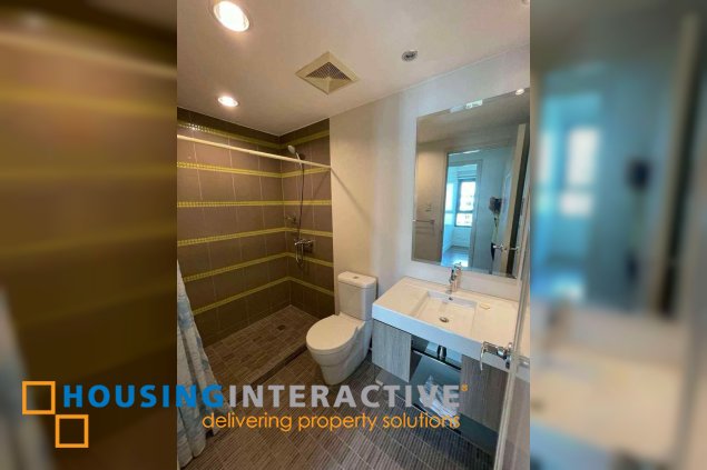 fully furnished 2br unit with parking for lease in edades tower