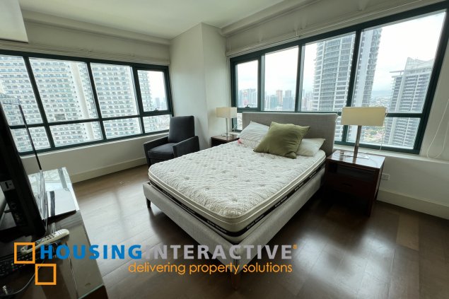 fully furnished 2br unit with parking for lease in edades tower