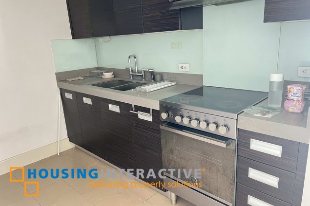 fully furnished 2br unit with parking for lease in edades tower