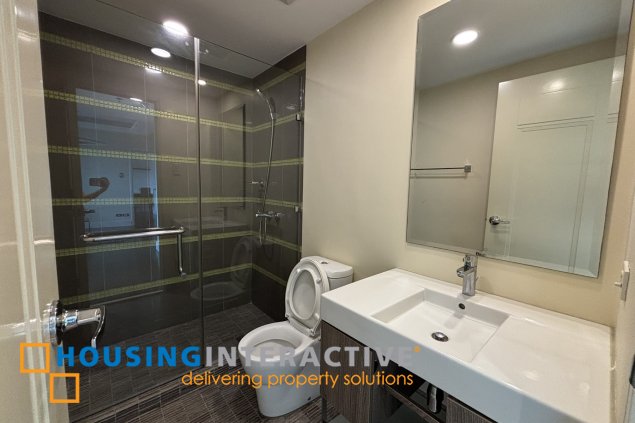 fully furnished 2br unit with parking for lease in edades tower