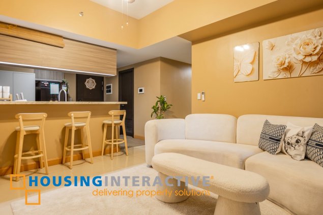 fully furnished 2br unit with parking for sale/lease in park mckinley west