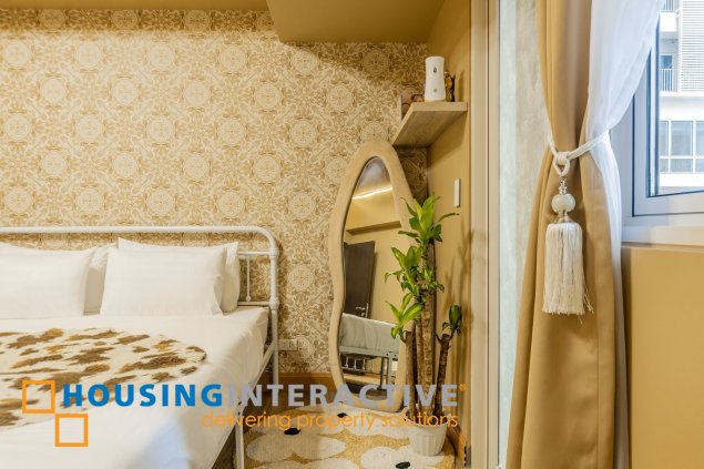 fully furnished 2br unit with parking for sale/lease in park mckinley west