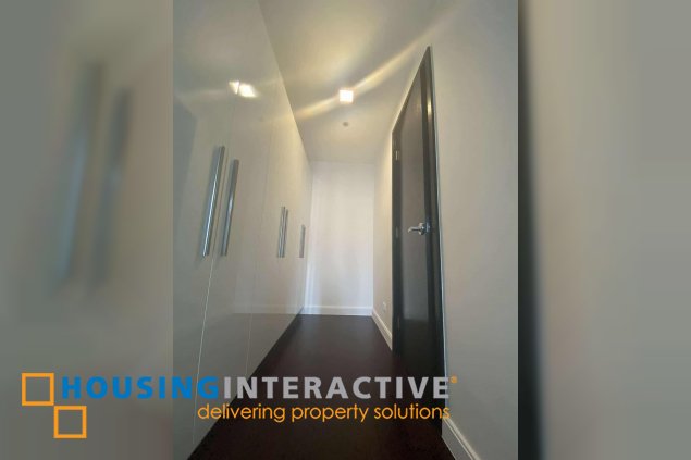 brand new 2br west gallery place for rent