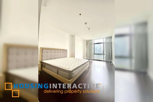 brand new 2br west gallery place for rent