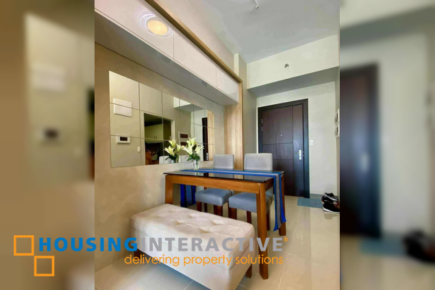 fully furnished 1br unit for lease in uptown parksuites