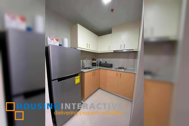 fully furnished 1br unit for lease in uptown parksuites