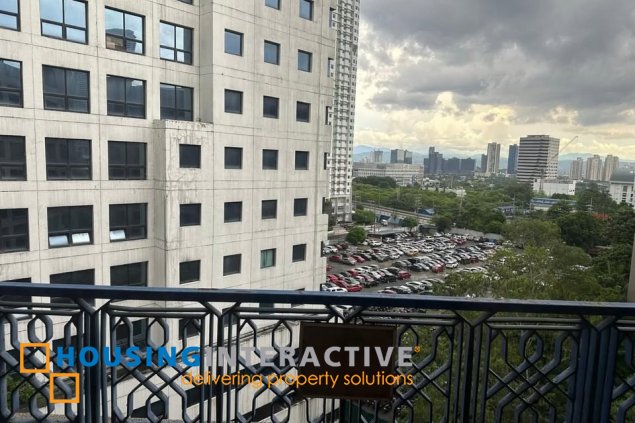 semi-furnished 3br unit with parking for sale in alexandra condominium