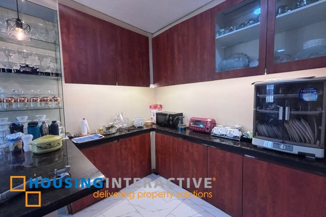 3-storey house for sale in magallanes village