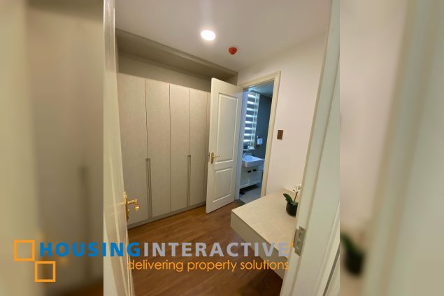 4-storey townhouse with pool and parking for sale in san juan city