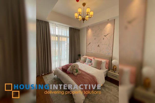 4-storey townhouse with pool and parking for sale in san juan city